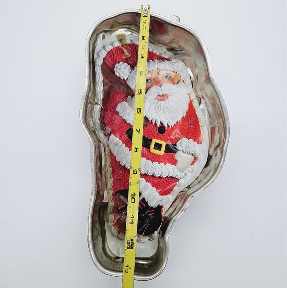 VINTAGE | Metalurgics Santa festive Christmas cake pan mold - Picture 7 of 8
